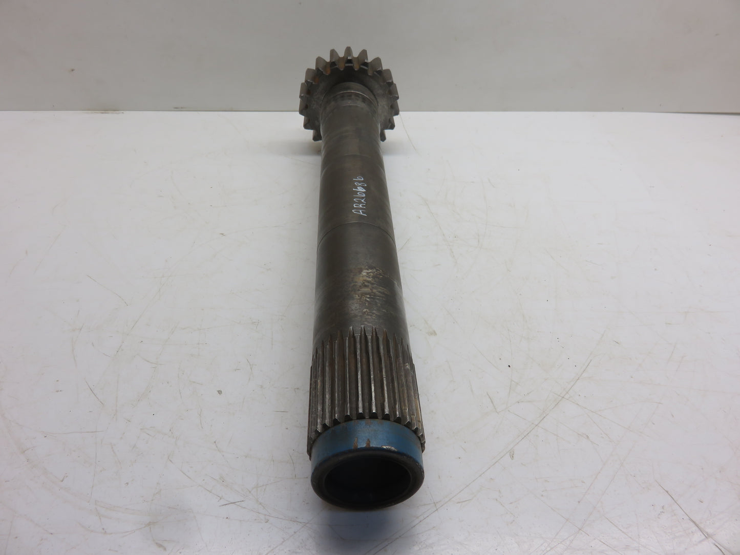 AR26686 John Deere PTO Shaft And Gear For 4010