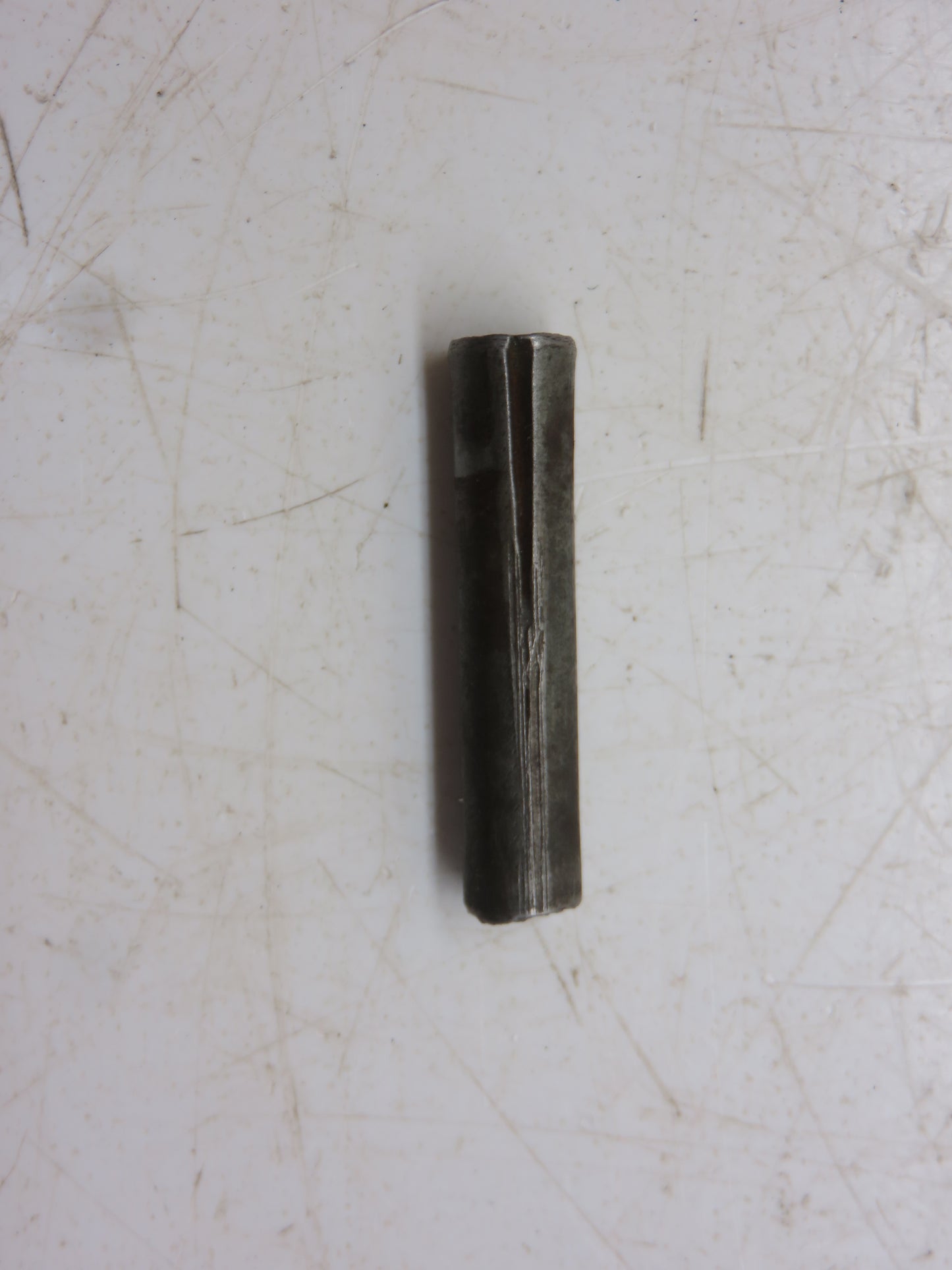 25H124T John Deere Groove Pin For L, LA, LI