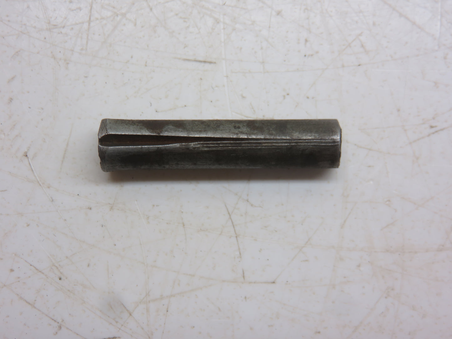 25H124T John Deere Groove Pin For L, LA, LI