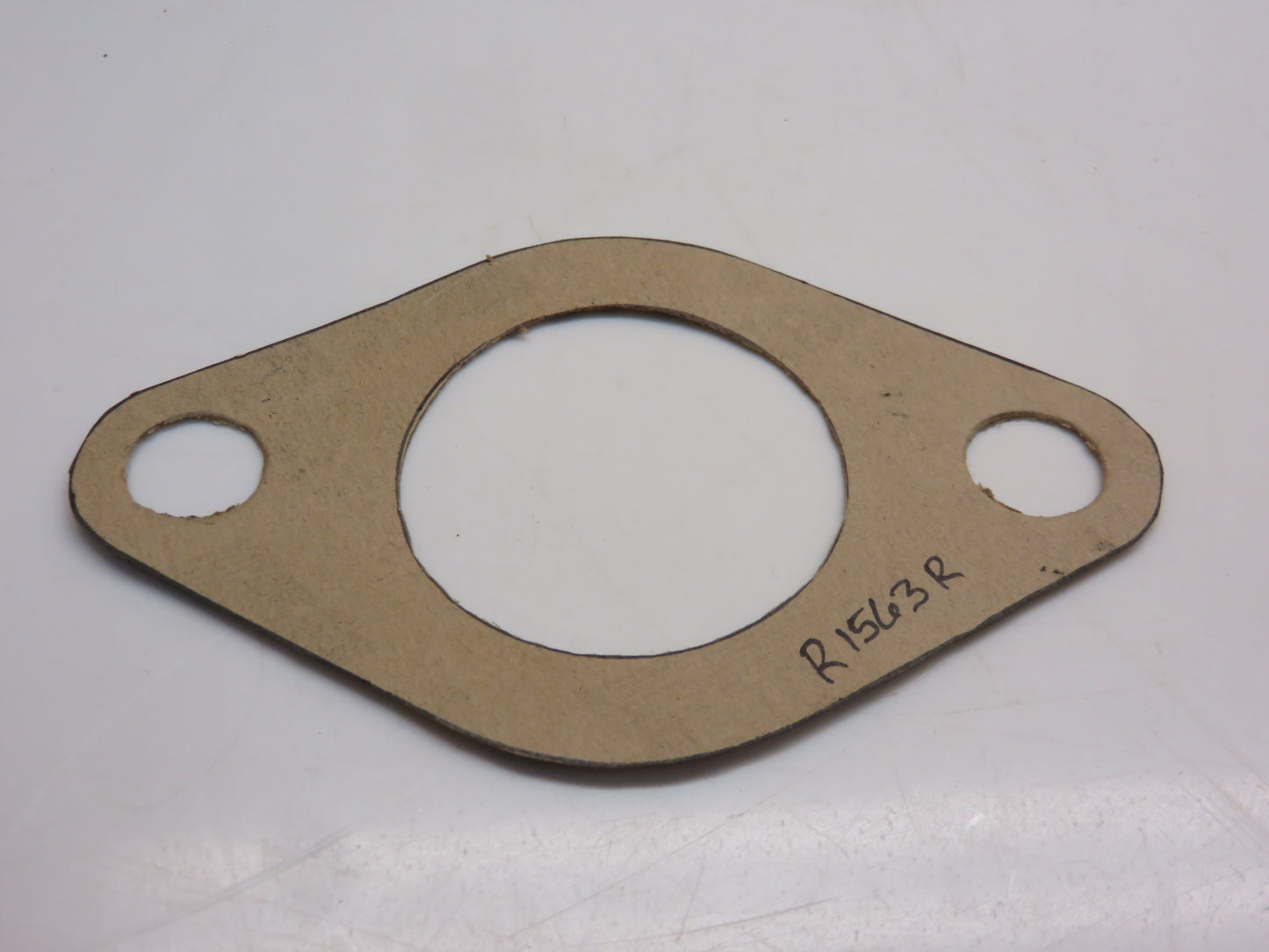 R1563R John Deere Upper Water Pipe Gasket For 80, 820, 830