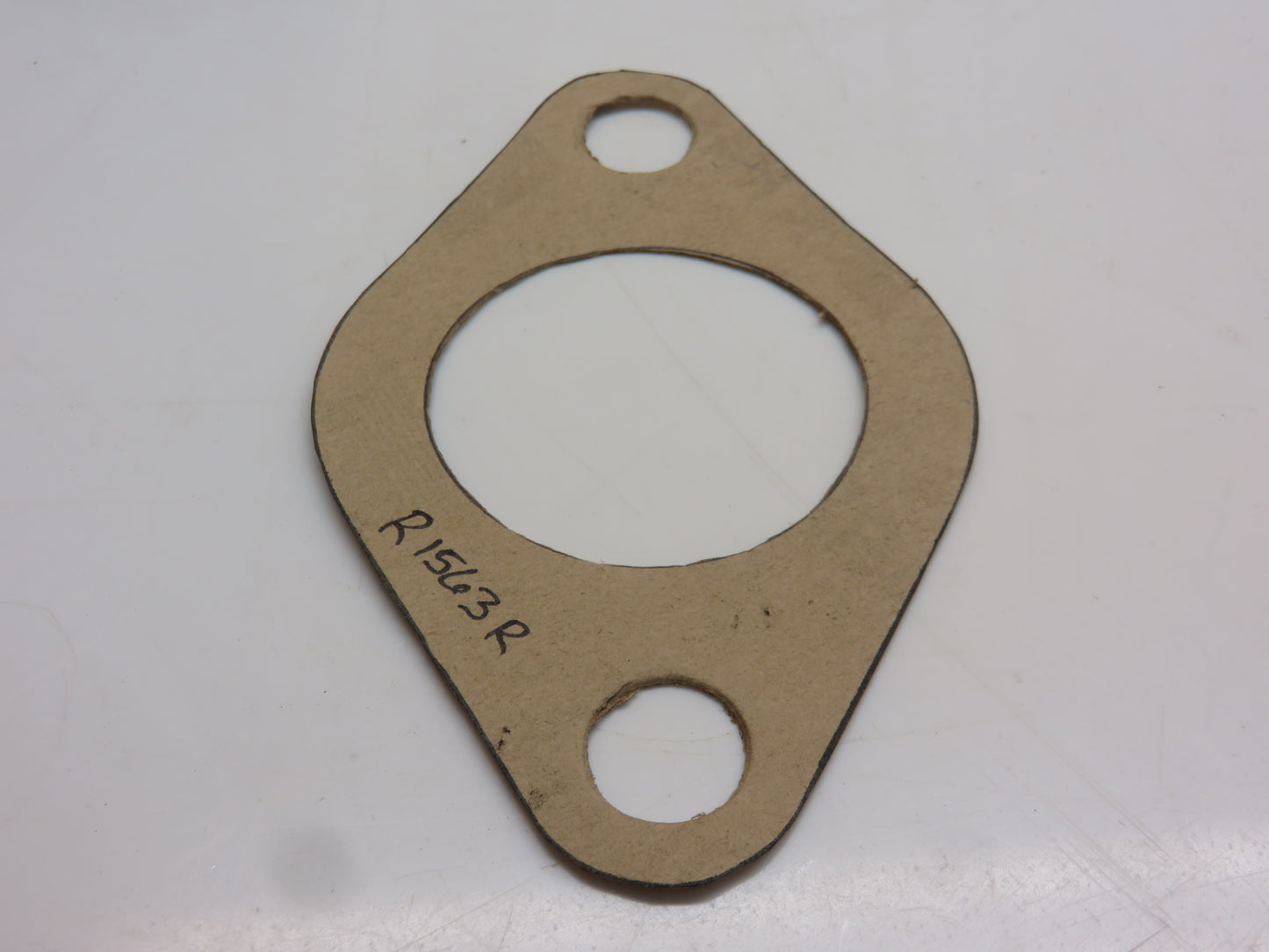 R1563R John Deere Upper Water Pipe Gasket For 80, 820, 830