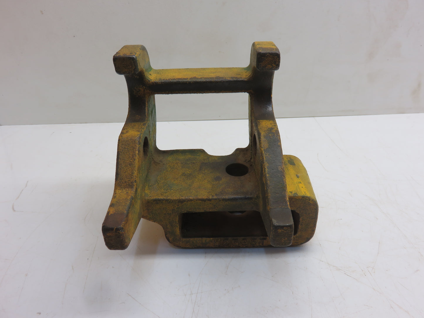 M2595T John Deere Front Drawbar Support Bracket For 40, 320, 420, 330