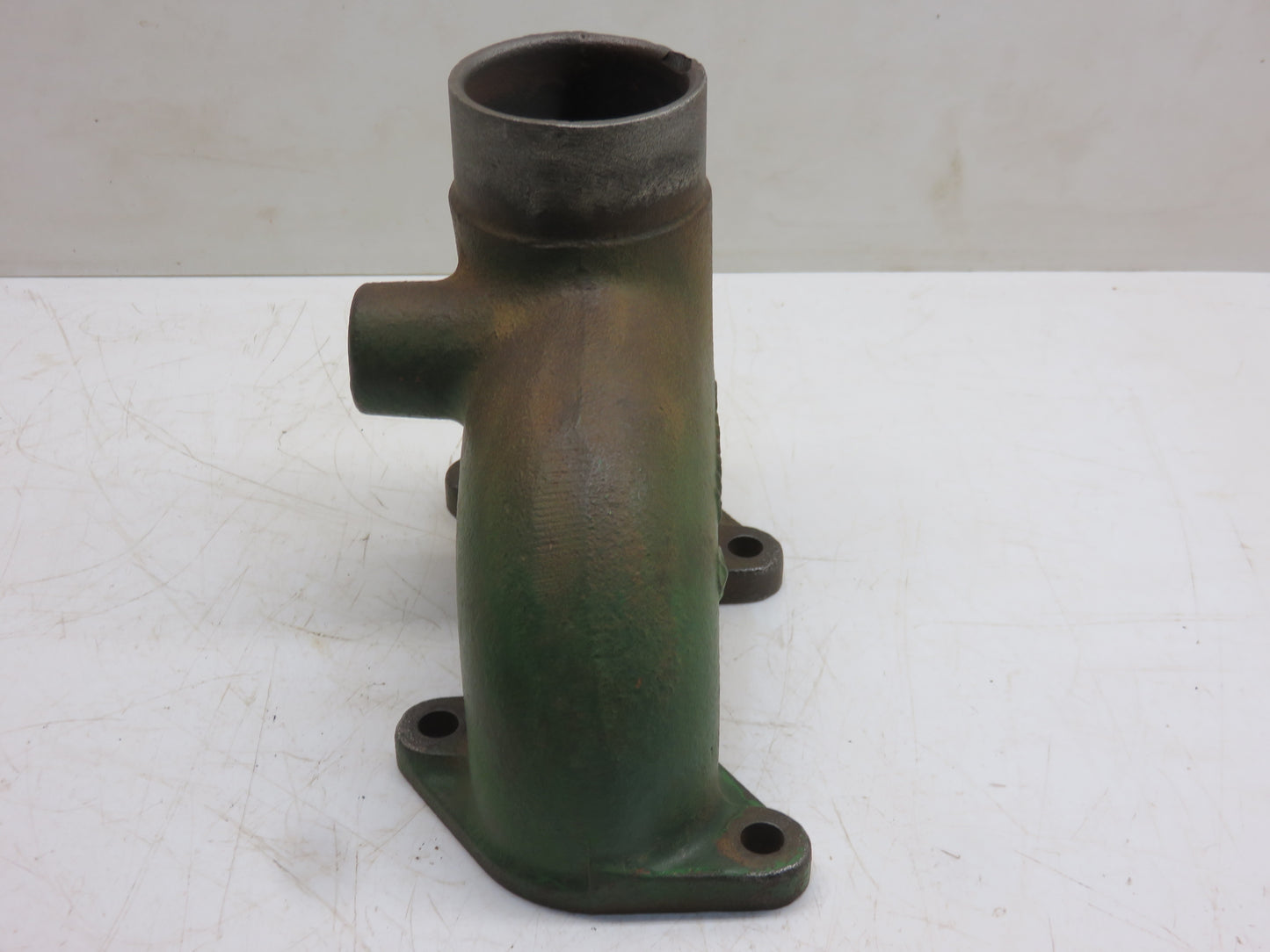 A4632R John Deere Upper Carburetor Intake For 60