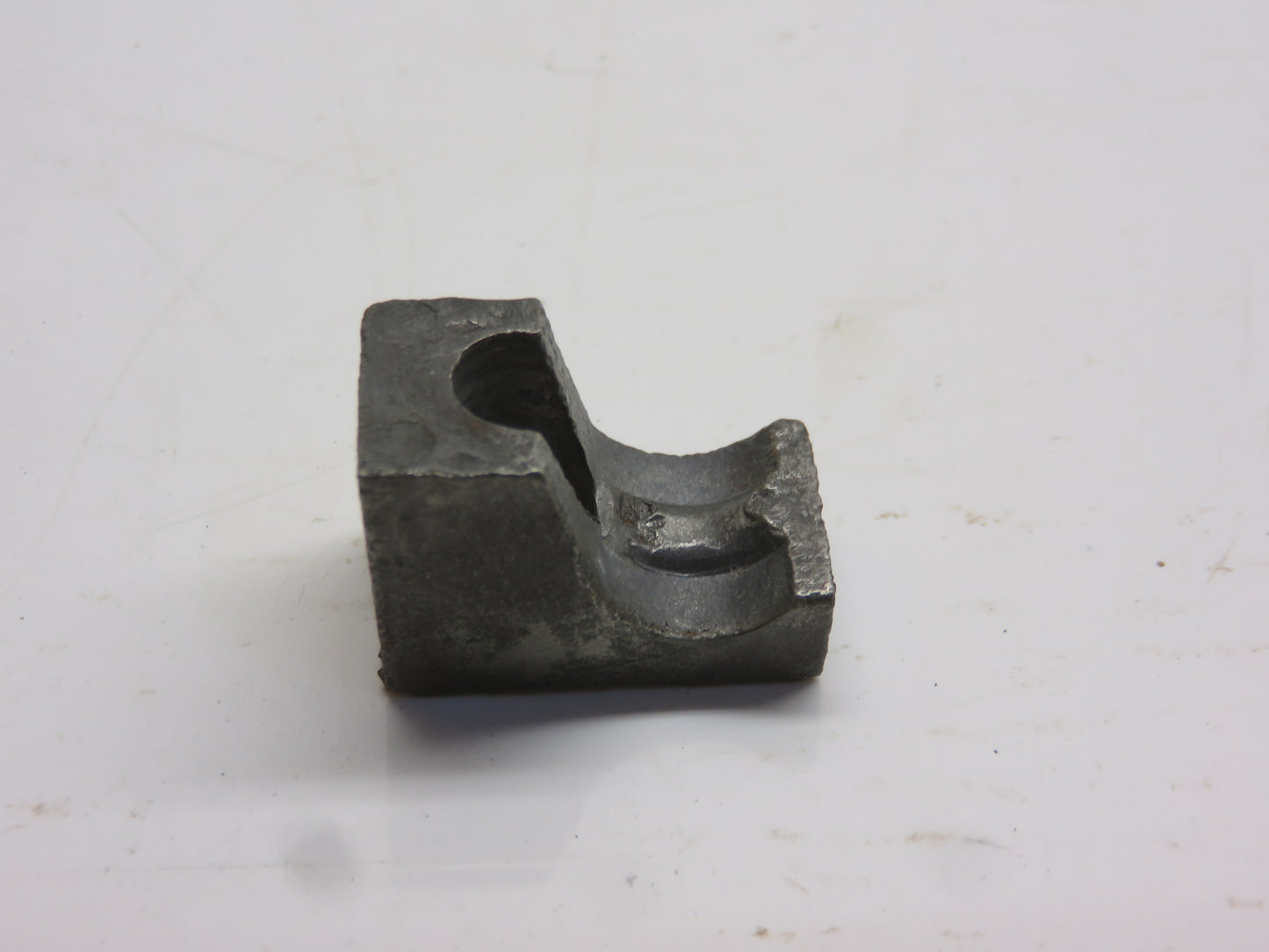 R26629 John Deere Rockshaft Cable Clamp For 2510, 3010, 3020, 4010