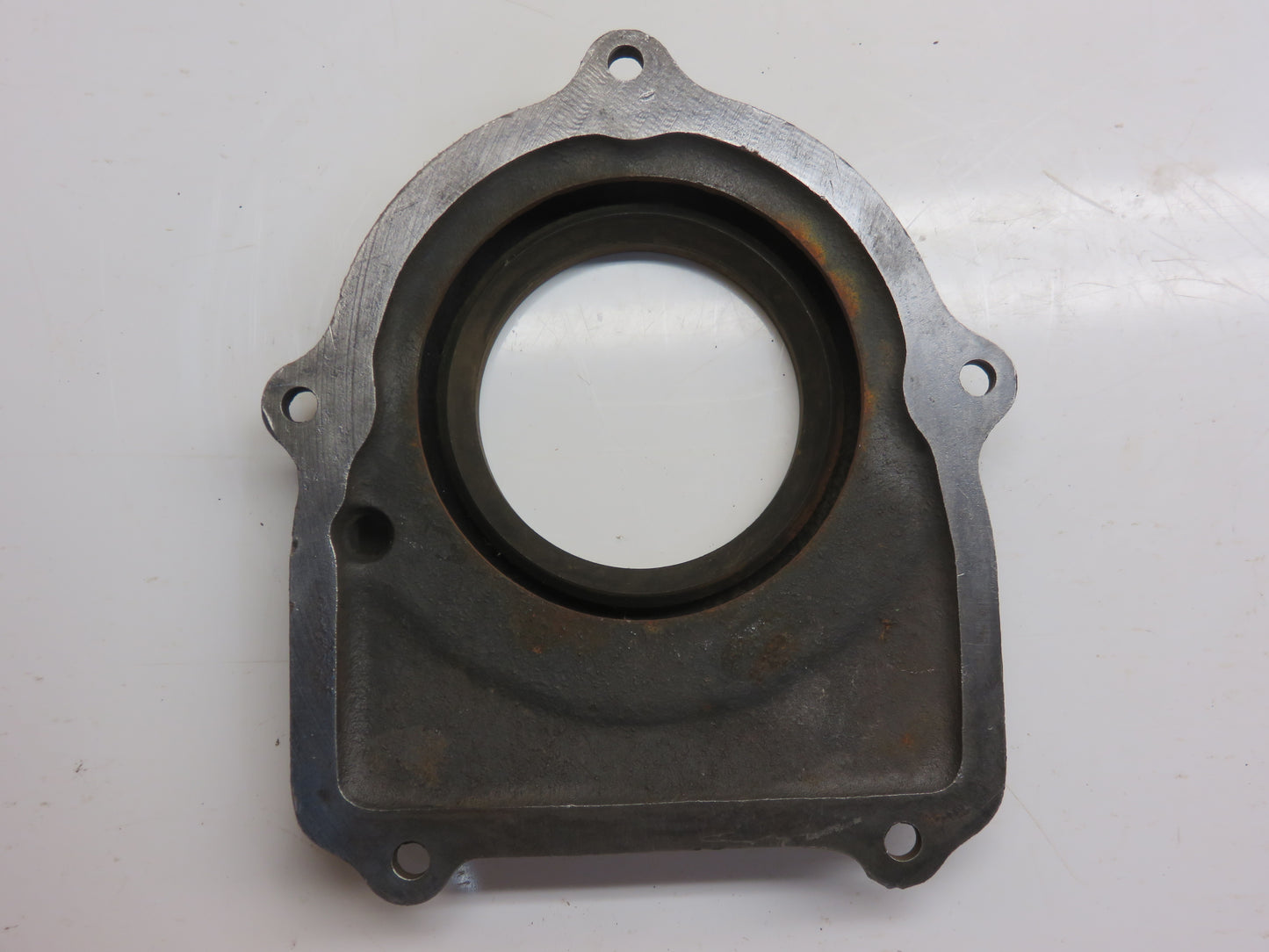 A3266R John Deere Crankshaft Oil Slinger Cover For A, AR, AO