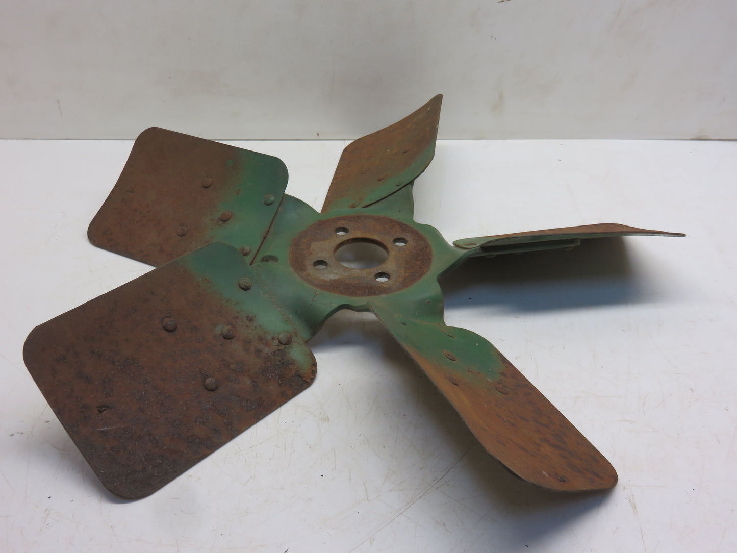 AR34450 John Deere Fan Blade For 2030, 3010, 3020