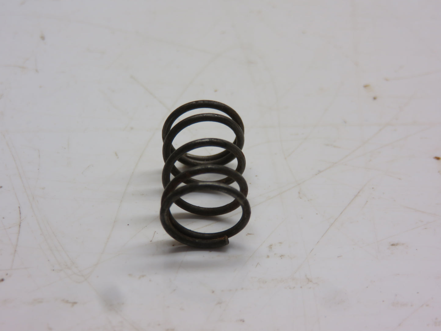 F1942R John Deere Spring For 60, 70, 80, 620, 720, 820, 630, 730, 830