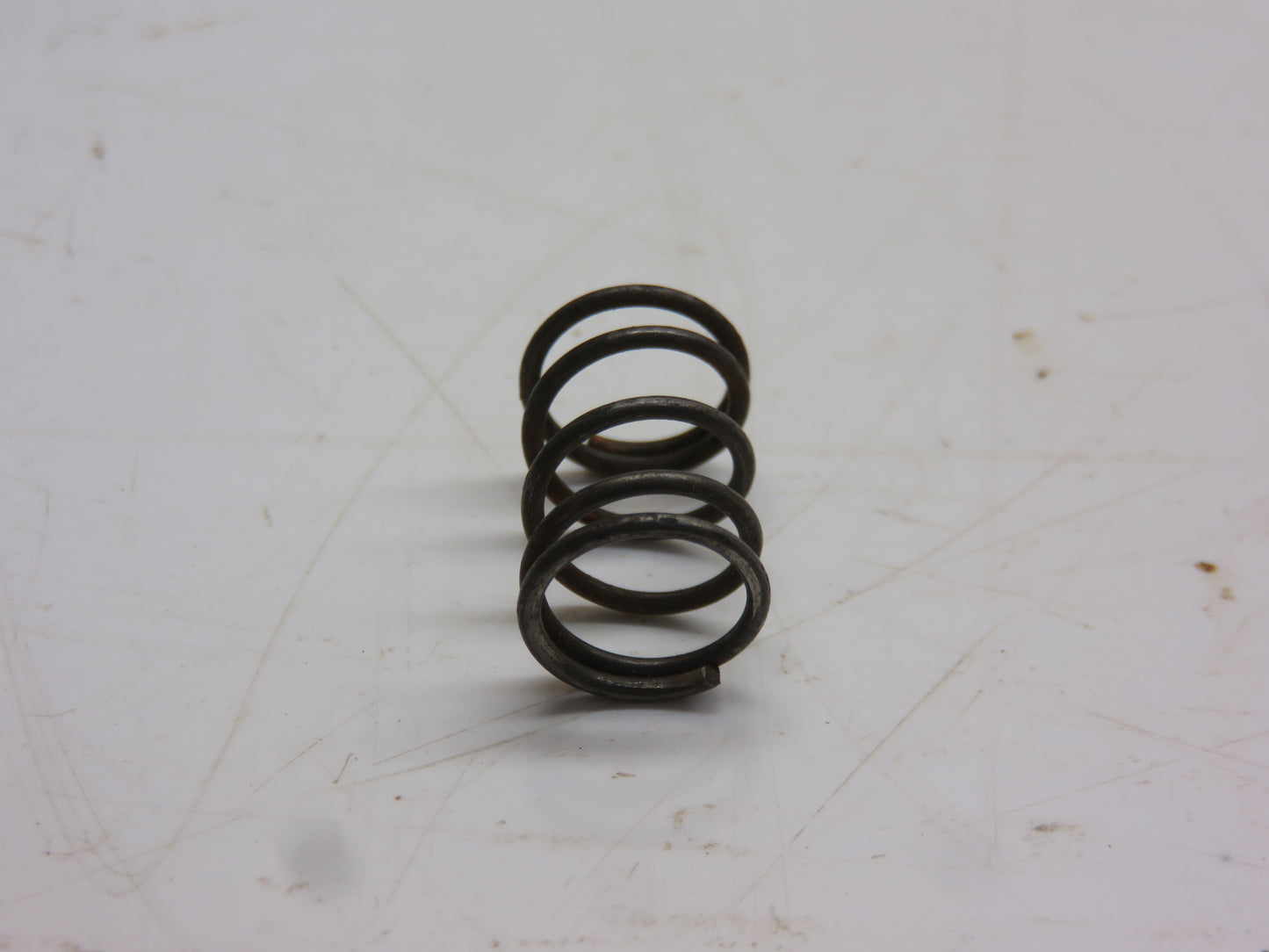 F1942R John Deere Spring For 60, 70, 80, 620, 720, 820, 630, 730, 830