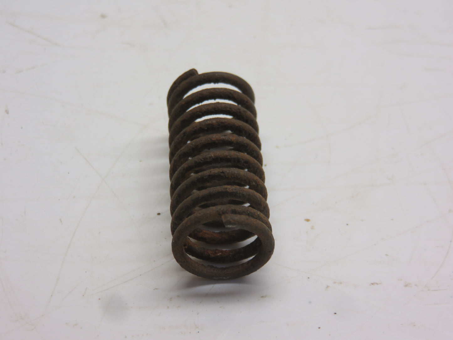 R673R John Deere Spring For R, 50, 60, 70, 80, 520, 620, 720, 820, 530, 630, 730, 830