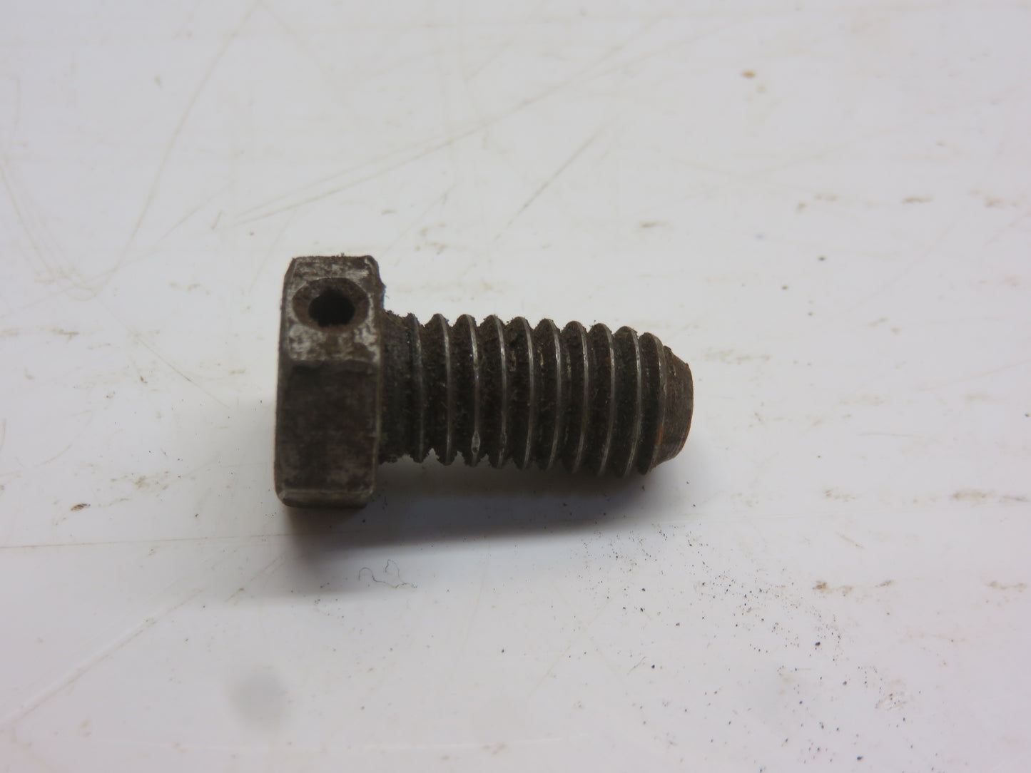 A487R John Deere Special Bolt For A, AR, AO, B, D, H, 50, 60, 70, 80, 520, 620, 720, 820