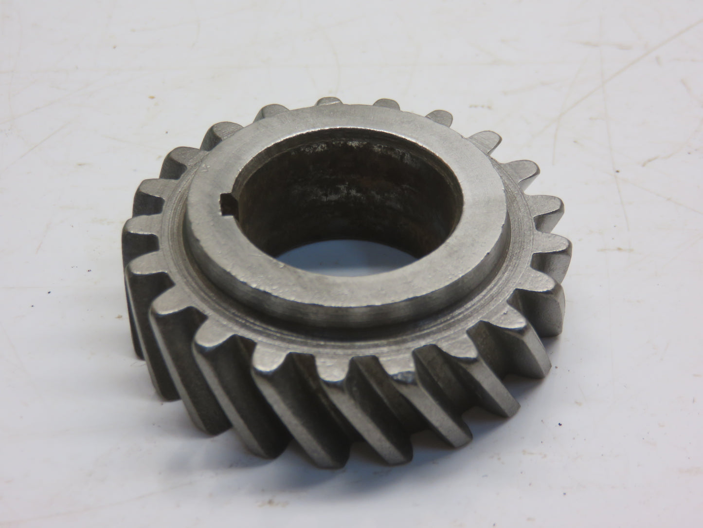 F1834R John Deere Pony Motor Crankshaft Gear For 70, 80, 720, 820, 730, 830