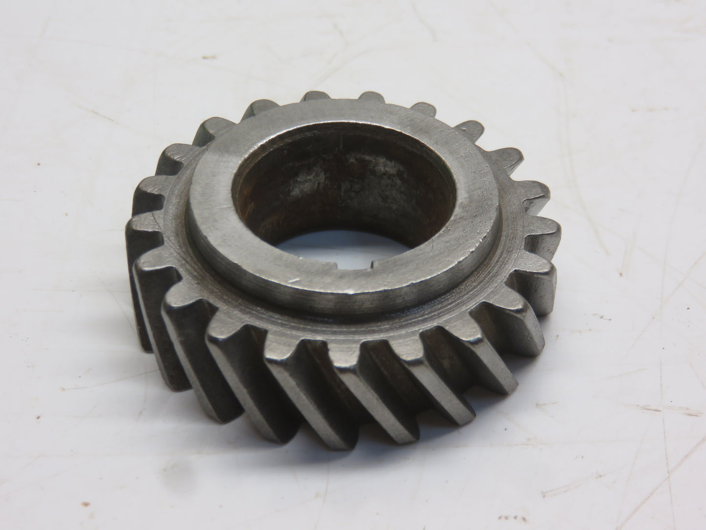 F1834R John Deere Pony Motor Crankshaft Gear For 70, 80, 720, 820, 730, 830