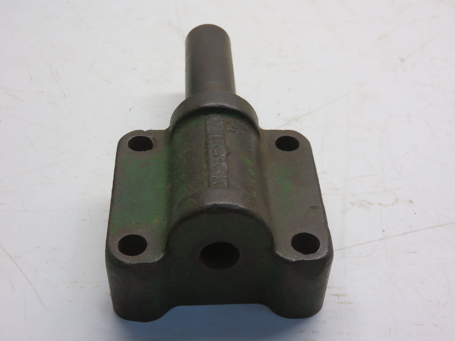 M858T John Deere Drawbar Anchor Pivot For MT