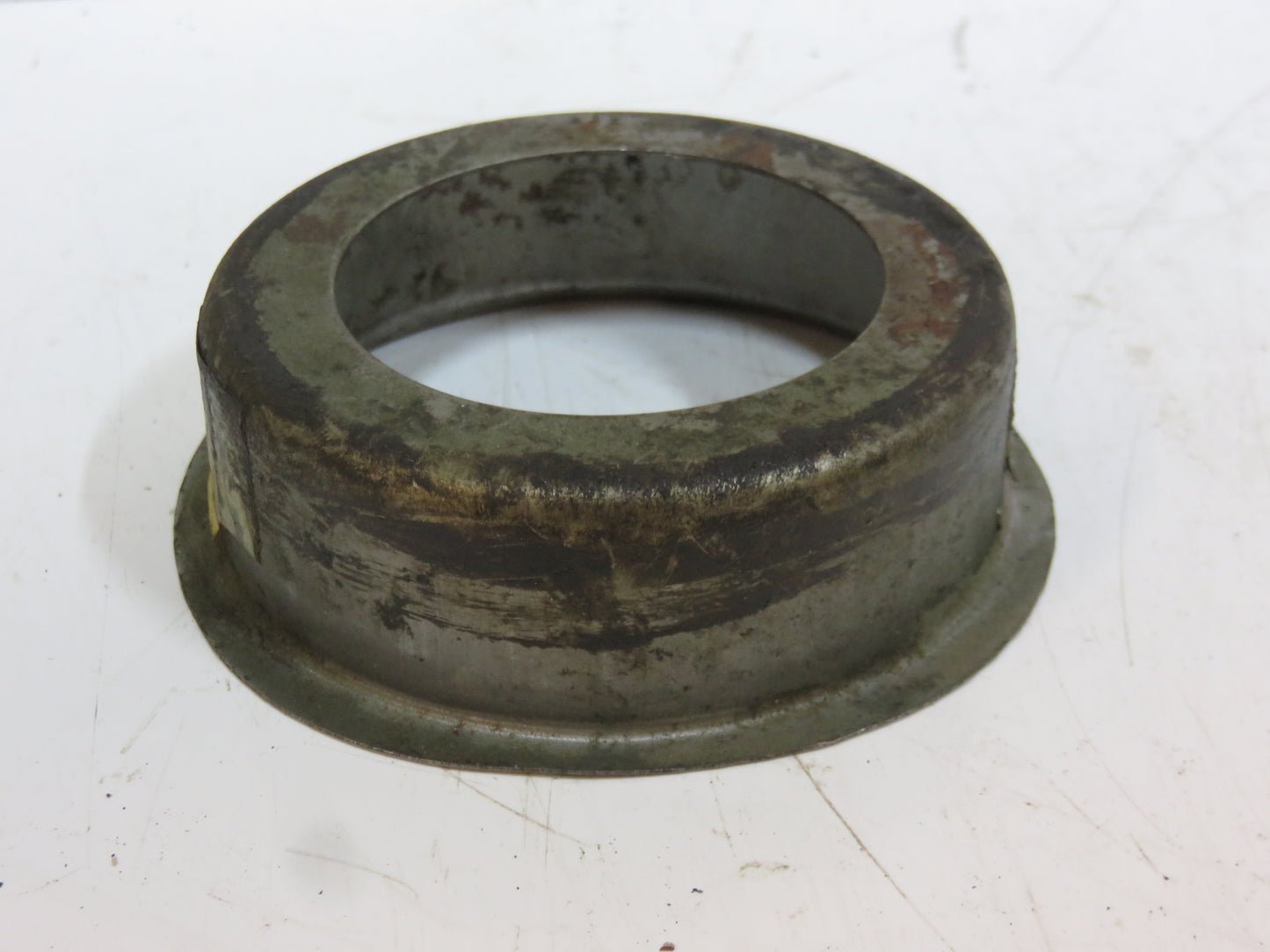 R2R John Deere NOS Front Wheel Felt Retainer For R, 60, 70, 80, 620, 720, 820