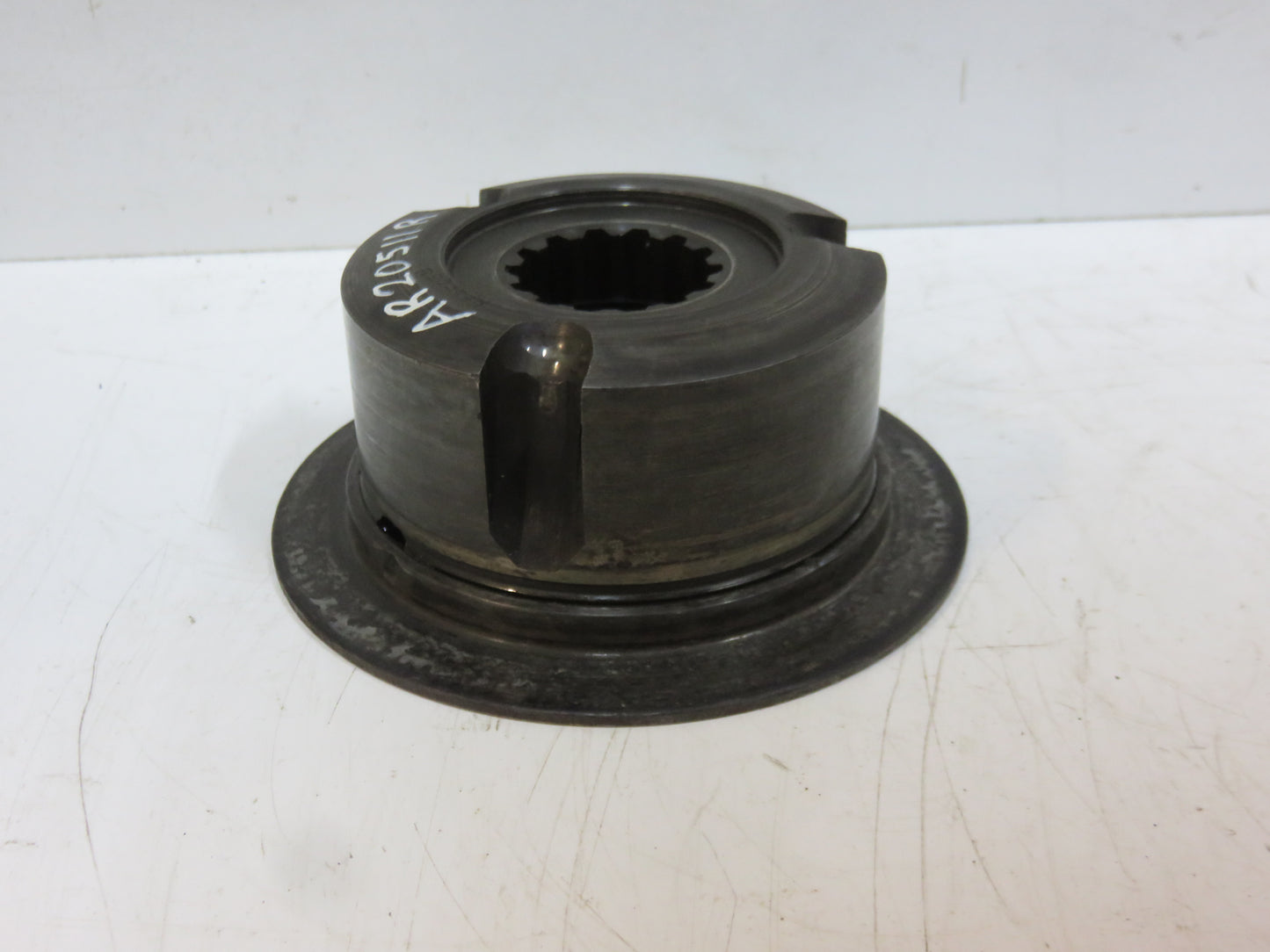 AR20511R, R20382R John Deere Clutch Cam With Disc For 80, 620, 720, 820, 630, 730, 830