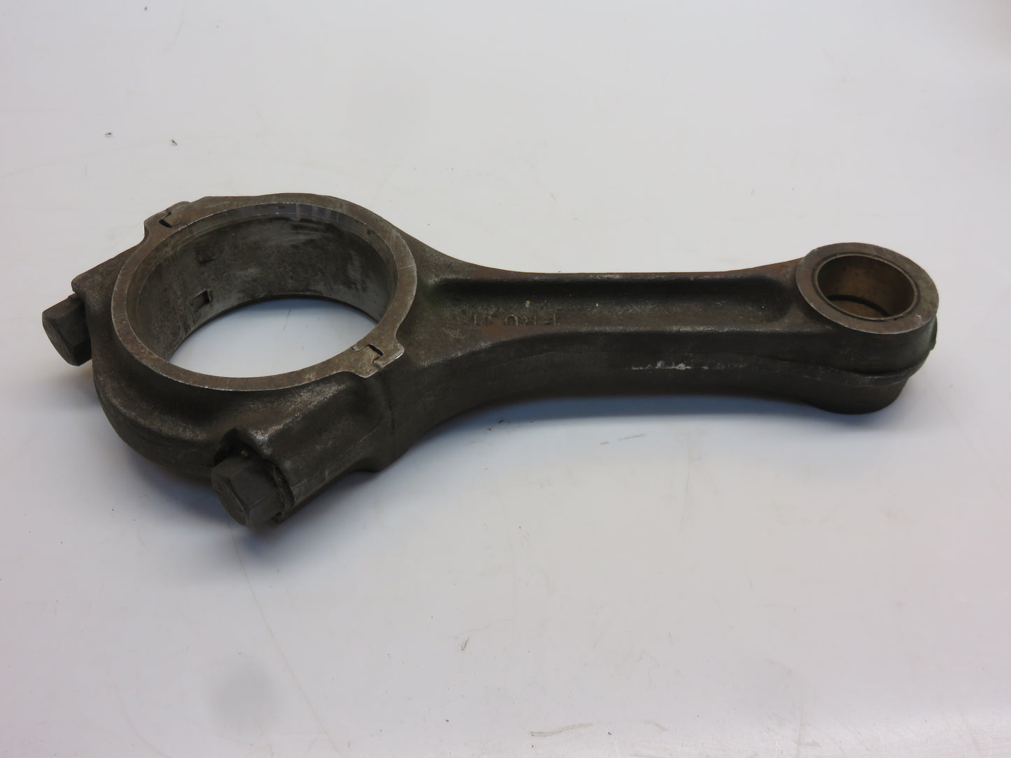 R26046, AR86982 John Deere NOS Connecting Rod For 3010, 3020, 4010, 4020