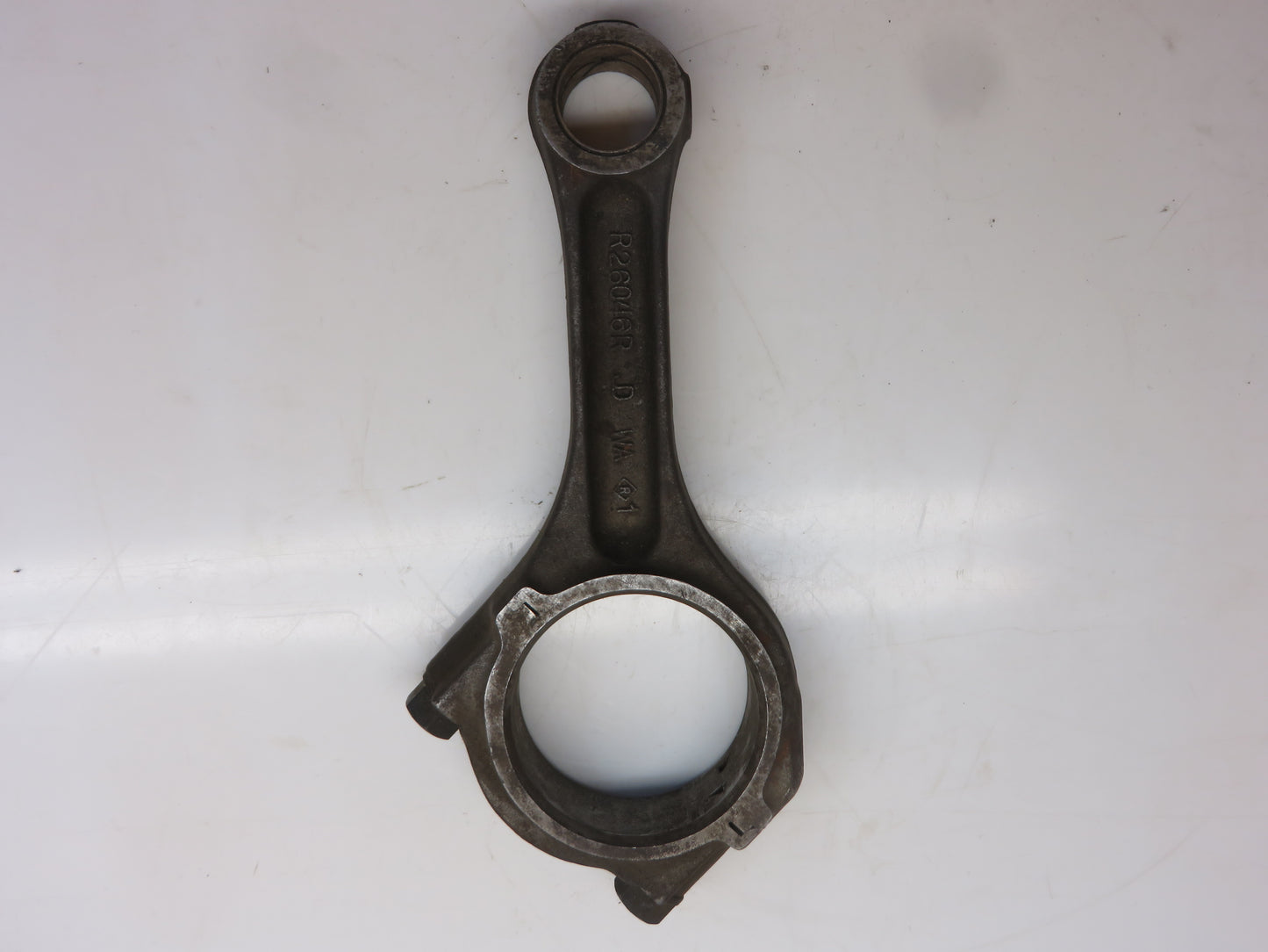 R26046, AR86982 John Deere NOS Connecting Rod For 3010, 3020, 4010, 4020