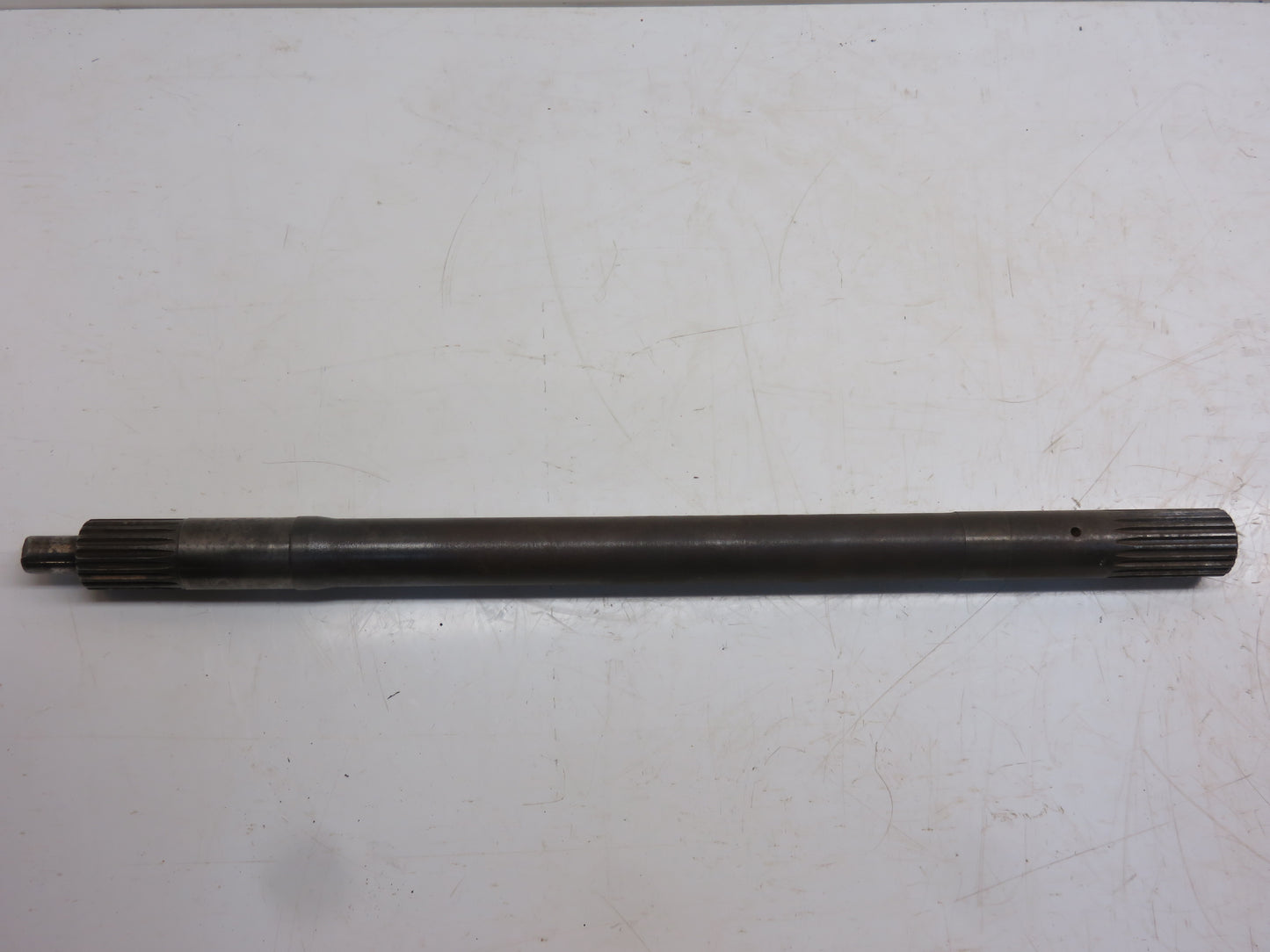 R34201 John Deere Transmission Input Shaft For 4000, 4010, 4020, 4320