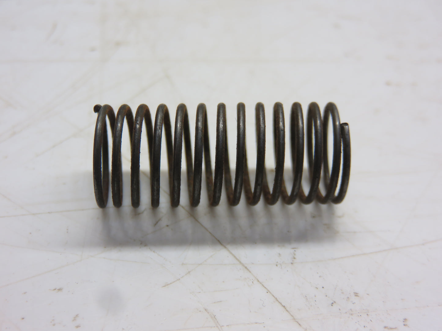 F2580R John Deere Spring For 520, 620, 720, 820, 530, 630, 730, 830