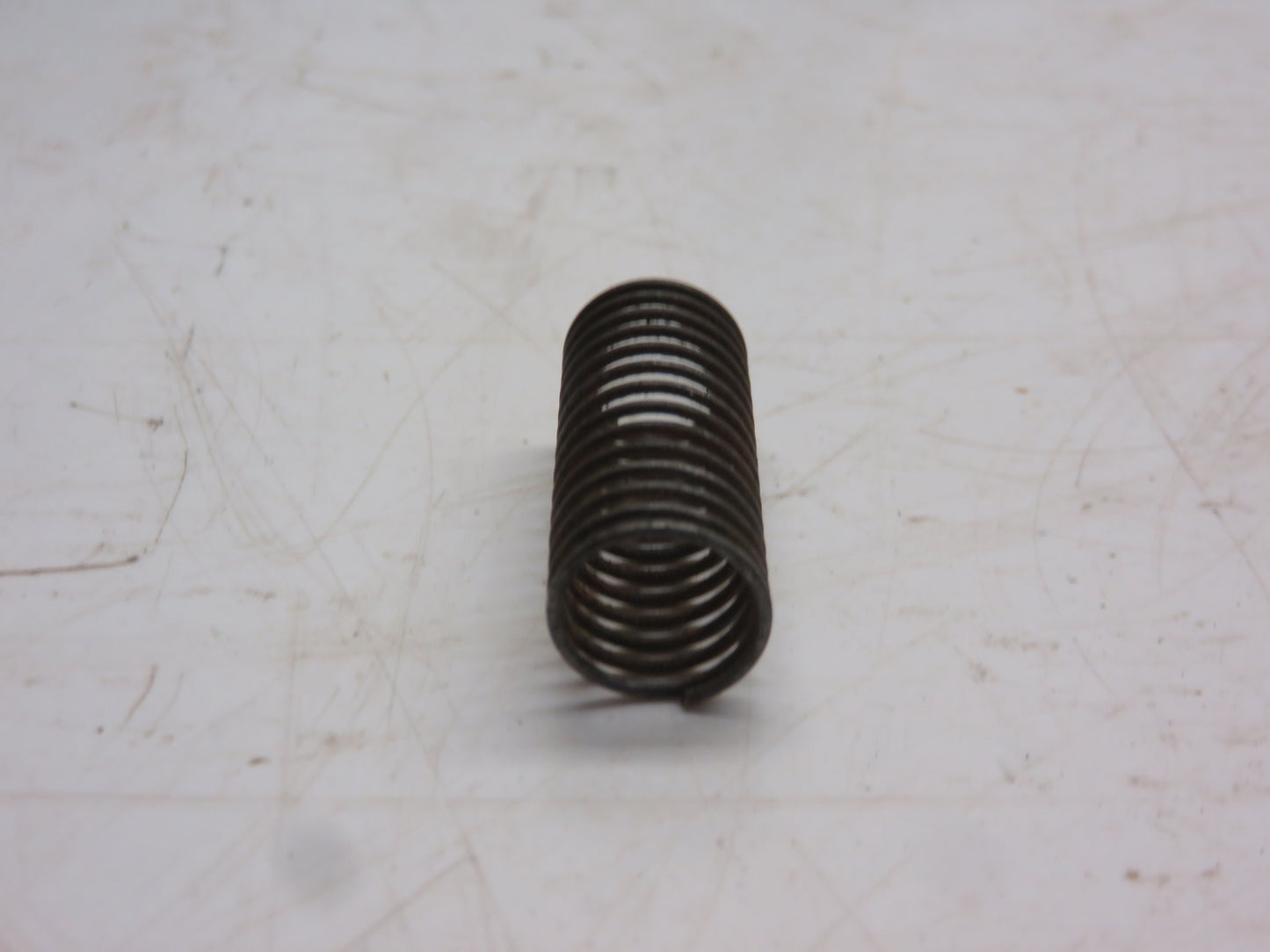 F2580R John Deere Spring For 520, 620, 720, 820, 530, 630, 730, 830