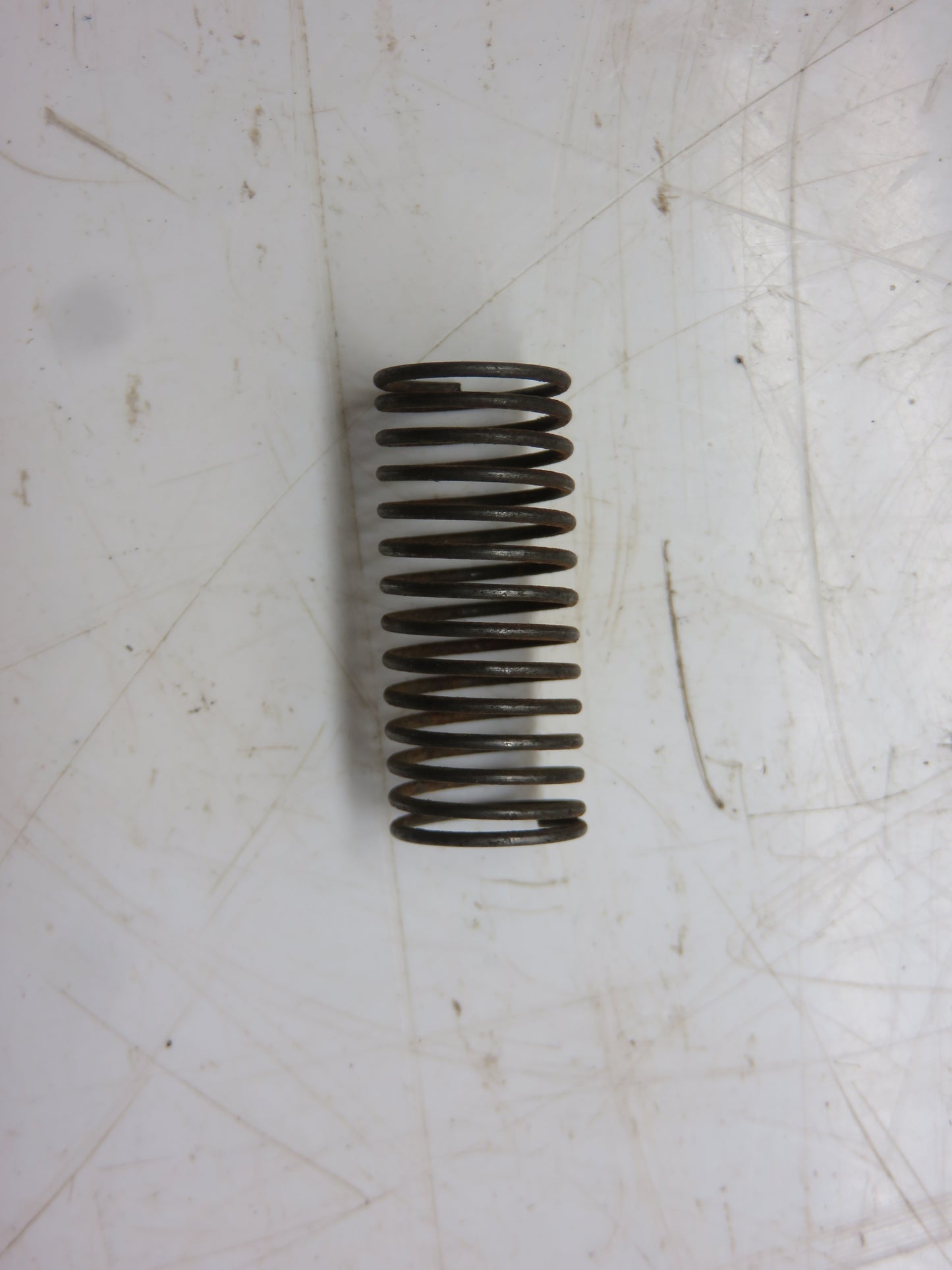 F2580R John Deere Spring For 520, 620, 720, 820, 530, 630, 730, 830