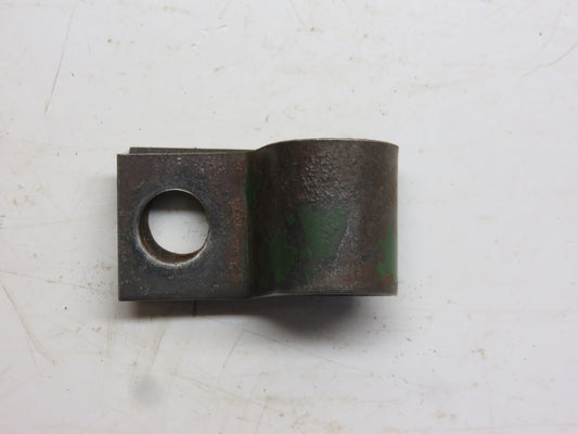 B1588R John Deere Clip For A, AR, AO, B, BR, BO, G, R, 50, 60, 70, 80, 720, 820, 730, 830