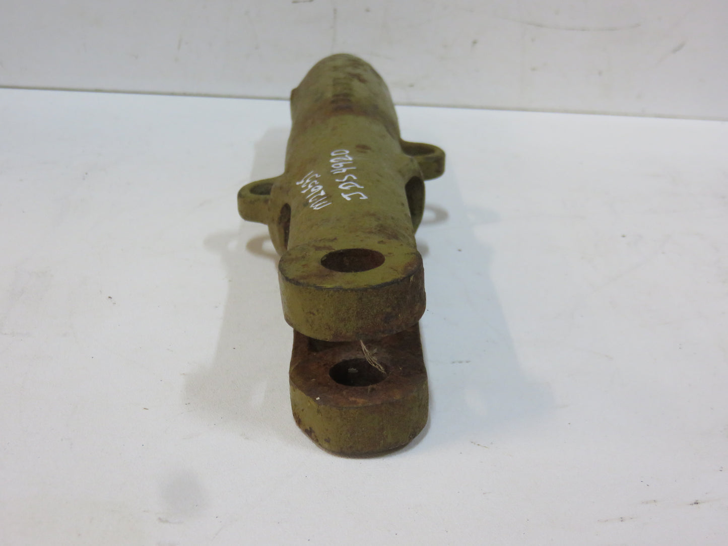 M2653T, JDS4920 John Deere Reproduction Lift Link Yoke For 40, 320, 330, 420, 430, 435, 1010