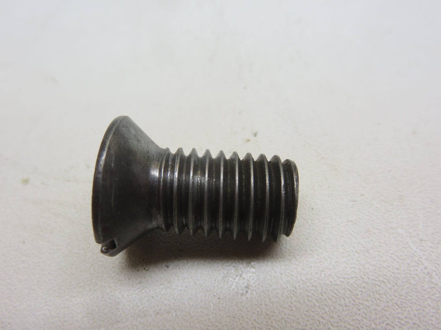 21H1083, 21H1251 John Deere Platform Bolt For A, B, G, 50, 60, 70, 520, 620, 720, 530, 630, 730