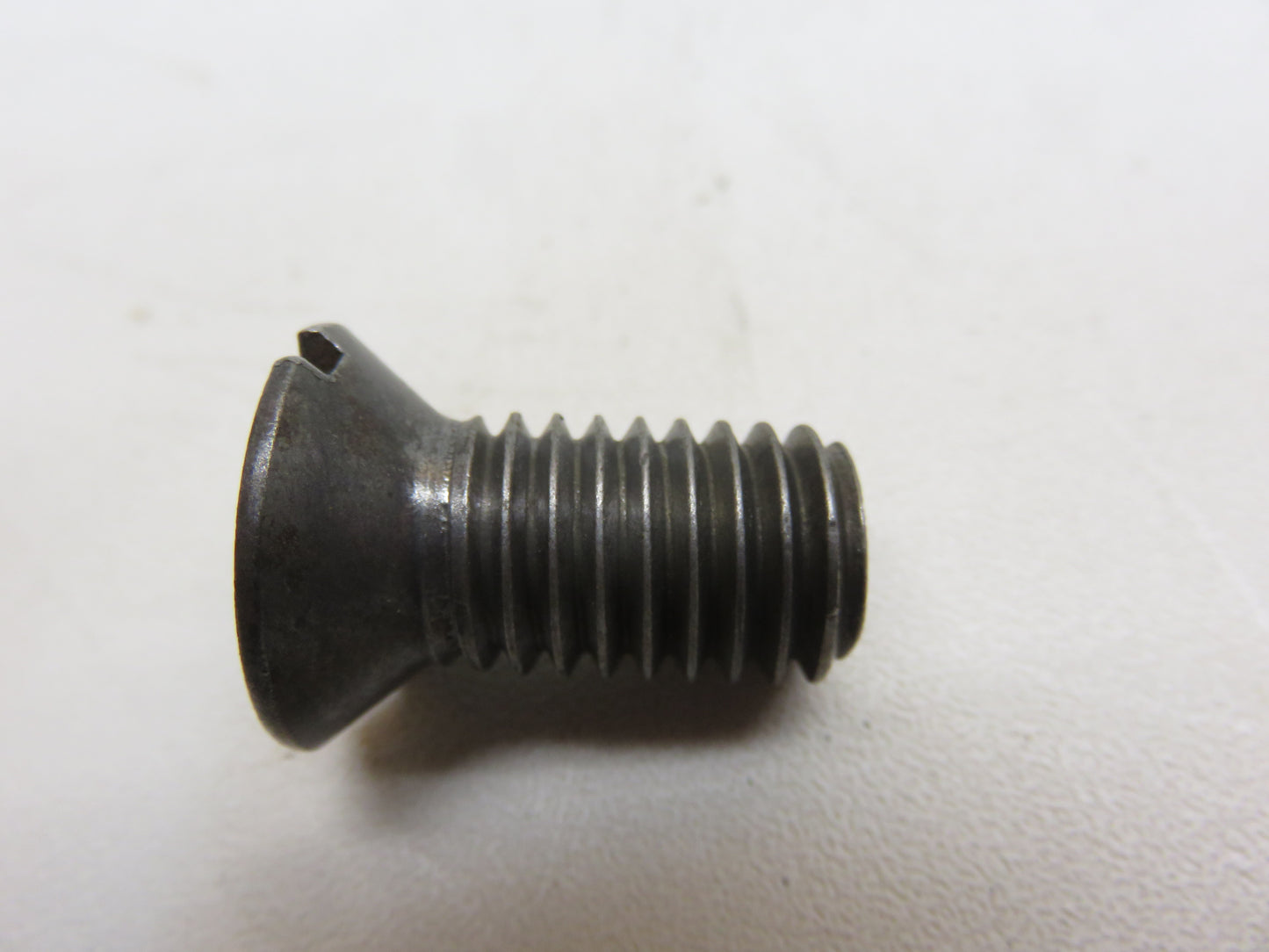 21H1083, 21H1251 John Deere Platform Bolt For A, B, G, 50, 60, 70, 520, 620, 720, 530, 630, 730