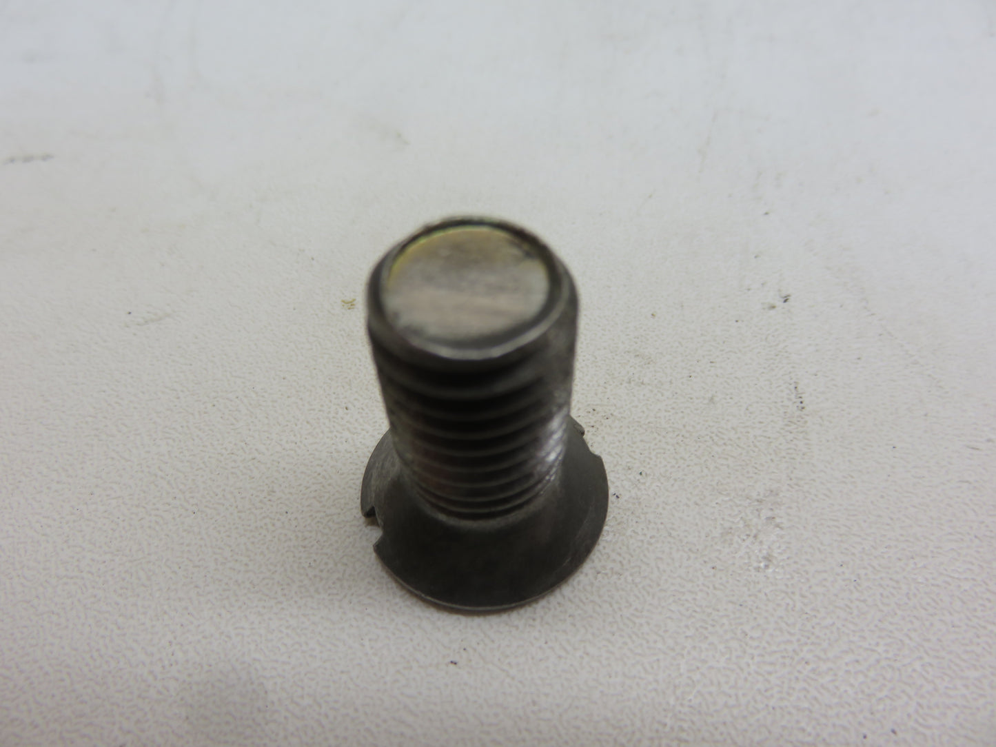 21H1083, 21H1251 John Deere Platform Bolt For A, B, G, 50, 60, 70, 520, 620, 720, 530, 630, 730