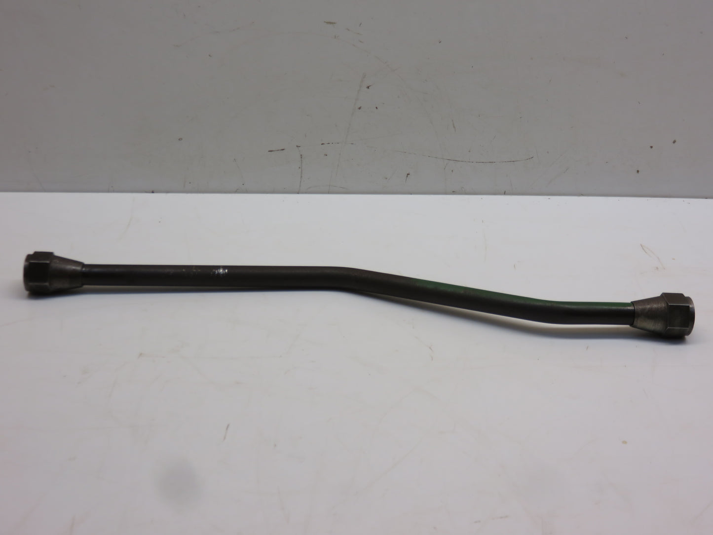 AR32581 John Deere Oil Line For 3020