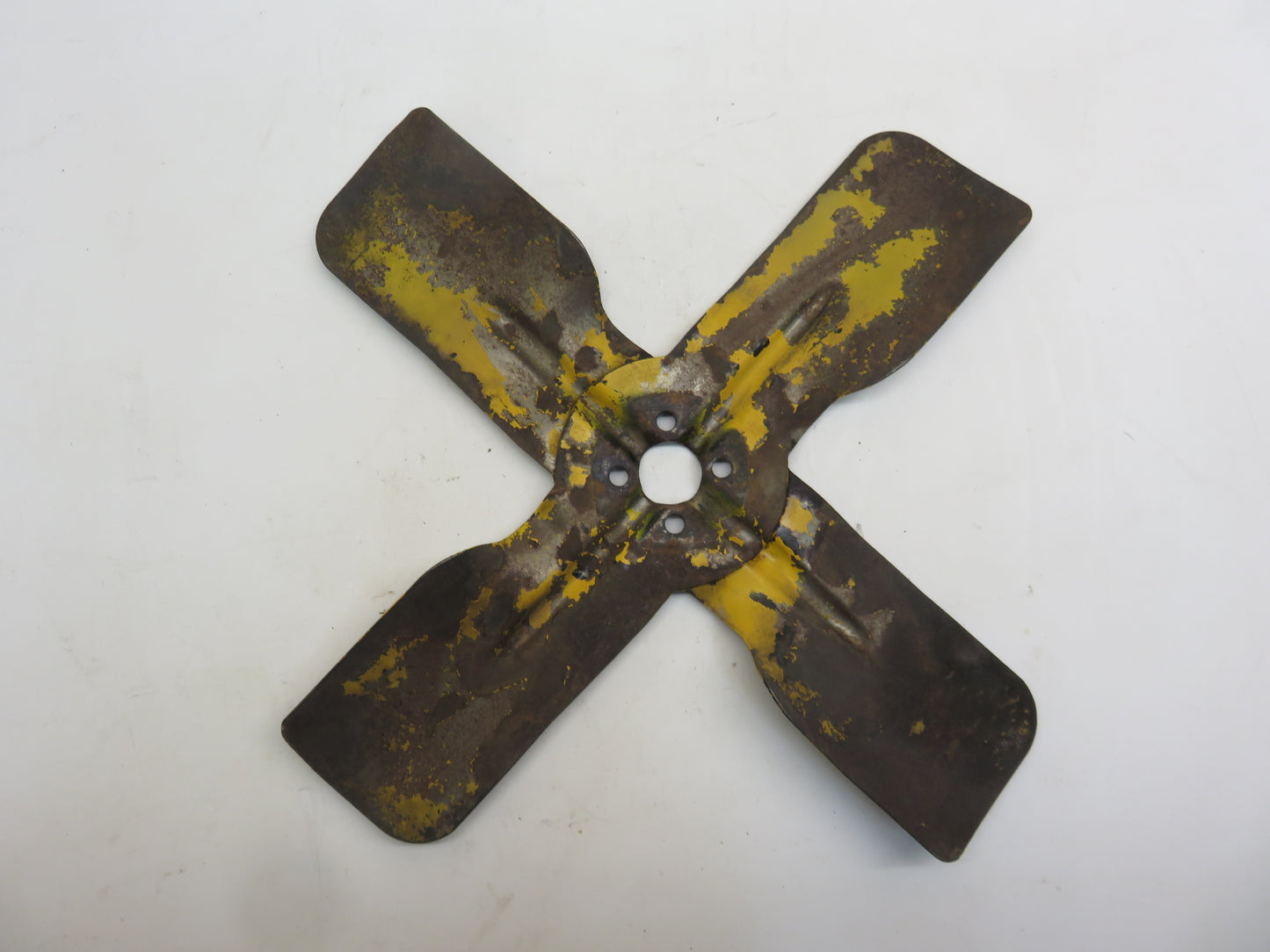 AT11877 John Deere Fan Blade For 1010