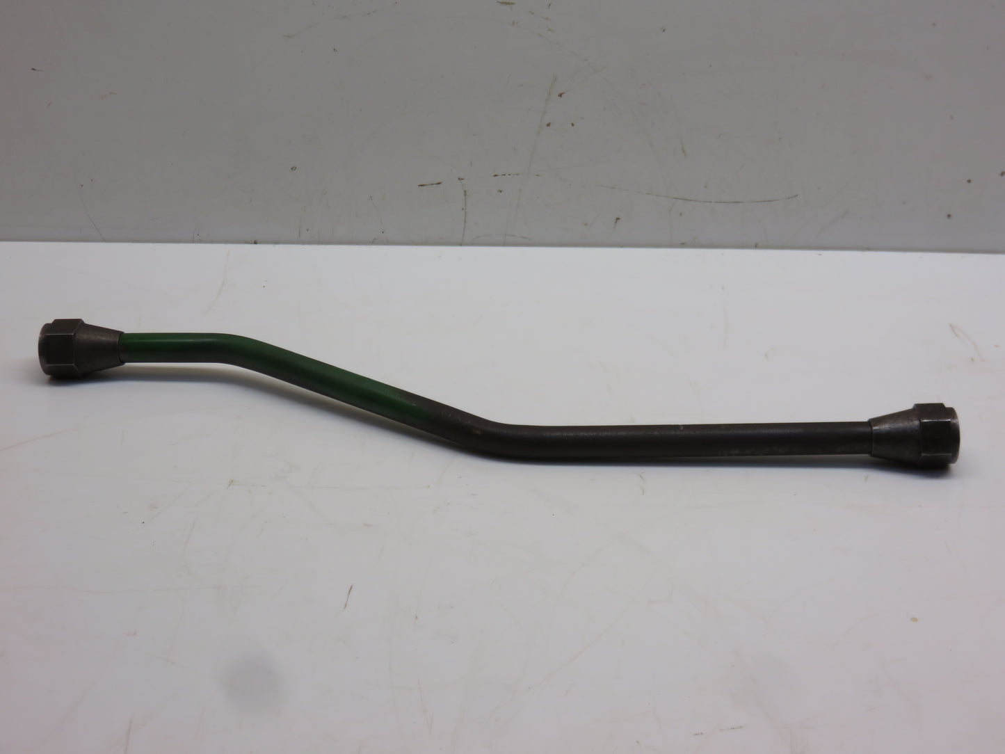 AR32581 John Deere Oil Line For 3020