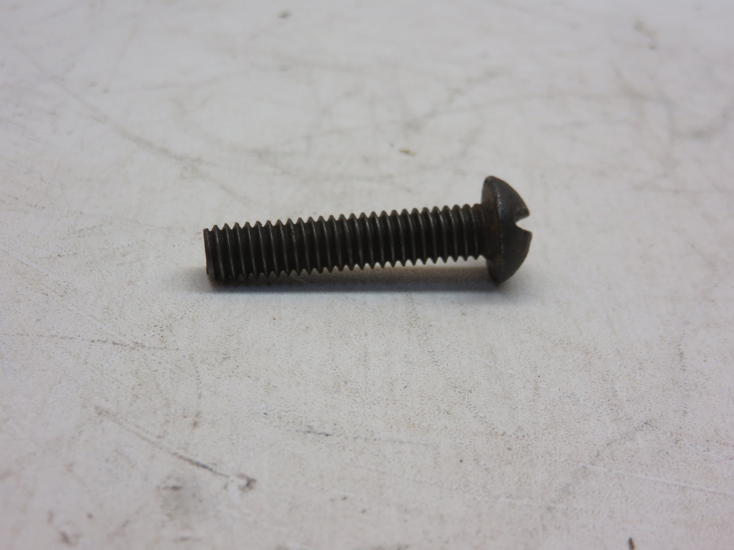 21H717T, 21H1233A John Deere Machine Screw For L, LA, LI, M