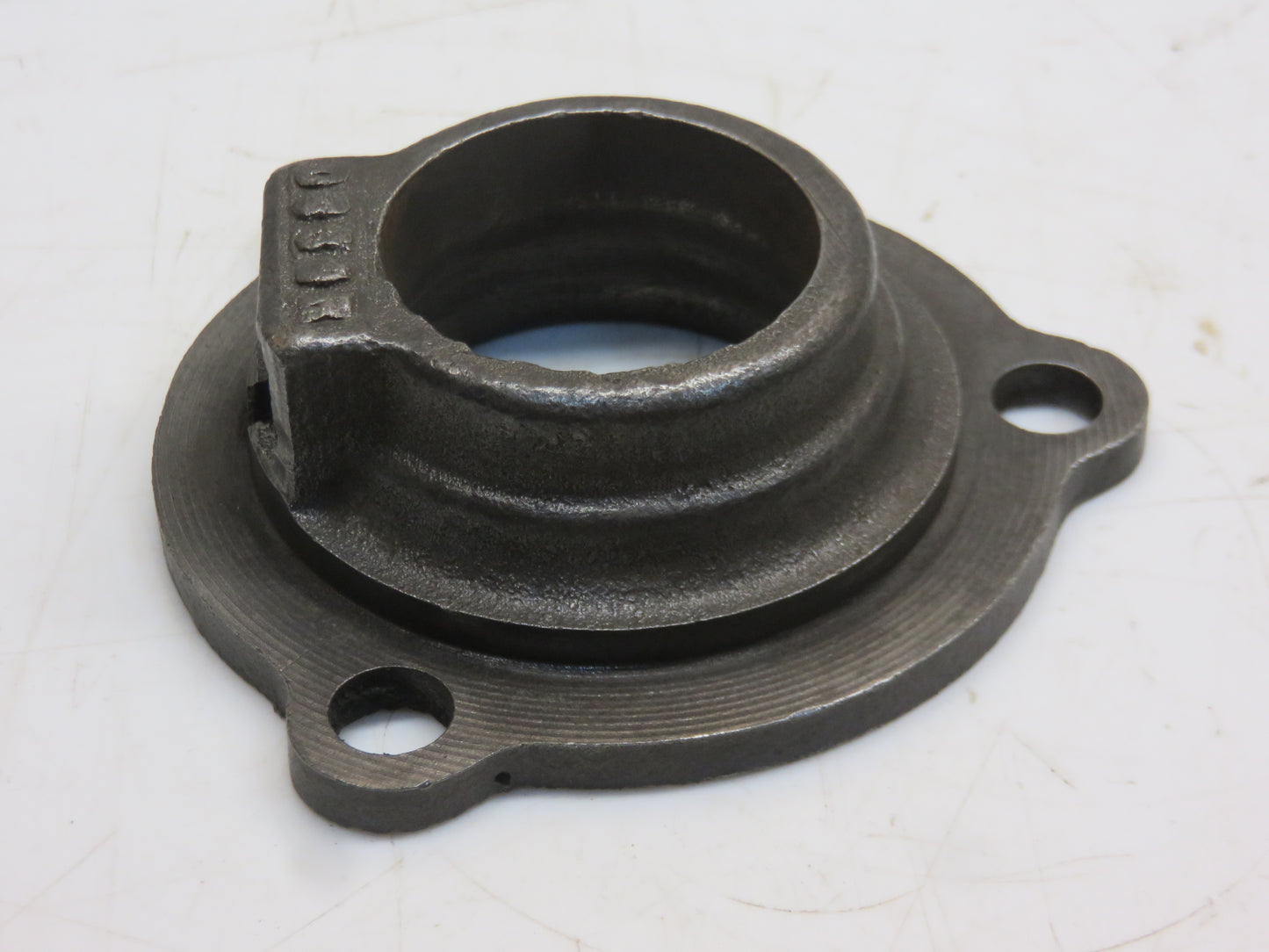 AD2822R, D830R John Deere Left Hand Governor Shaft Bearing Housing For D