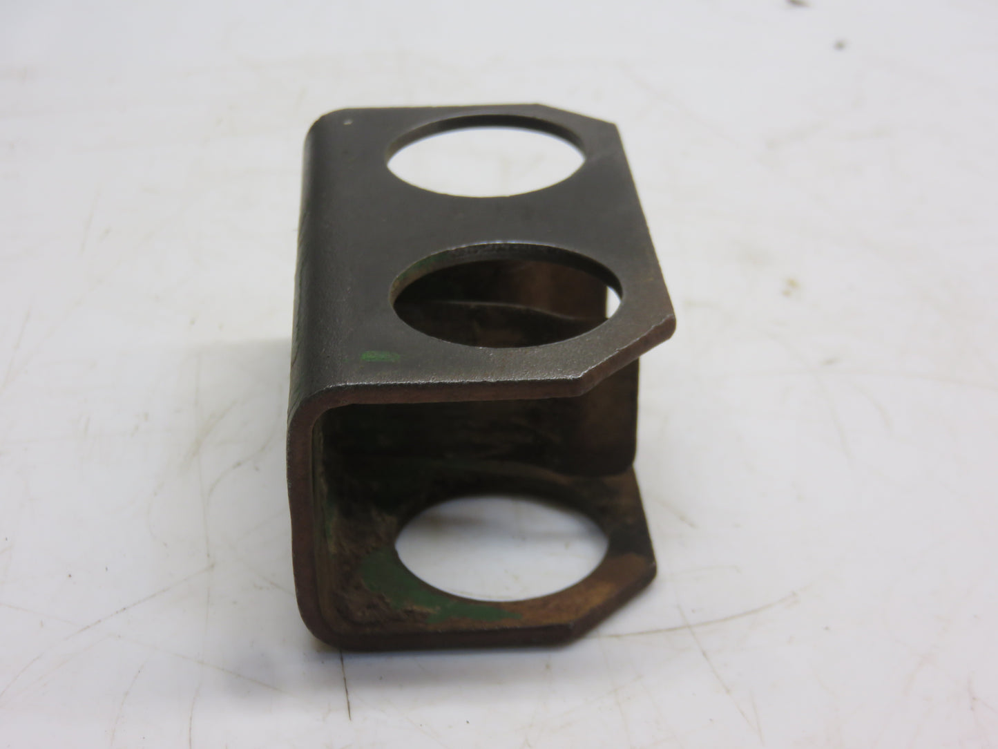 AA3754R John Deere Power Trol Plug Cap Bracket For A, AR, AO, B, G, R, 40, 50, 60, 70