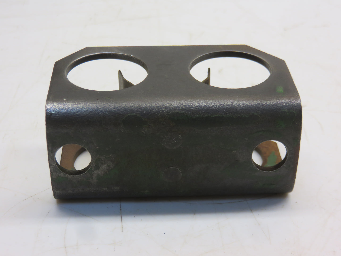 AA3754R John Deere Power Trol Plug Cap Bracket For A, AR, AO, B, G, R, 40, 50, 60, 70