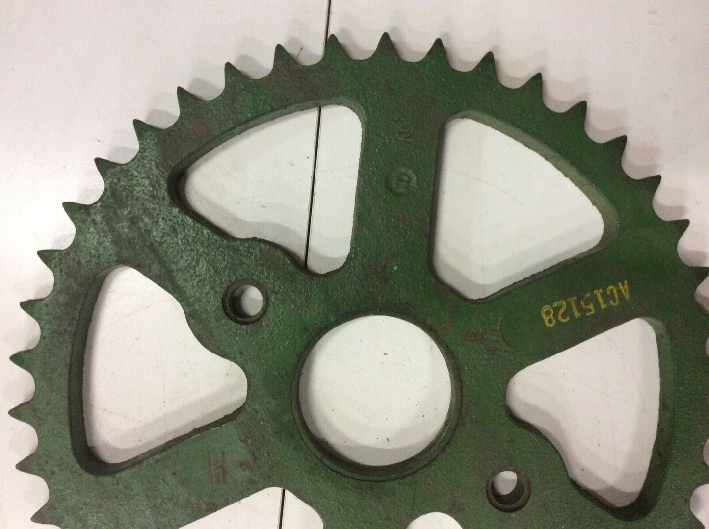 AC15128 John Deere NOS 42 Tooth Sprocket For Model 70 Flail Spreader