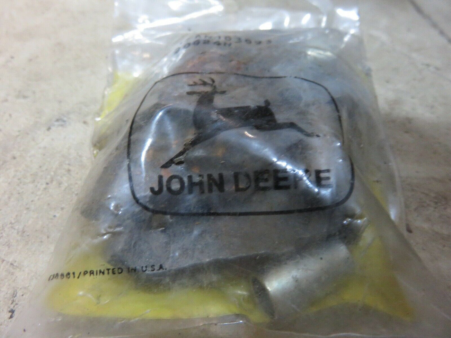 AN163993, AN211829 John Deere NOS Scraper Kit For 770, 780 Air Drill