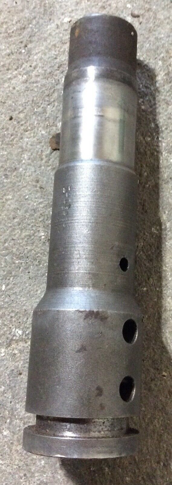 AR20655R John Deere Steering Valve Actuating Sleeve For 530, 630, 730