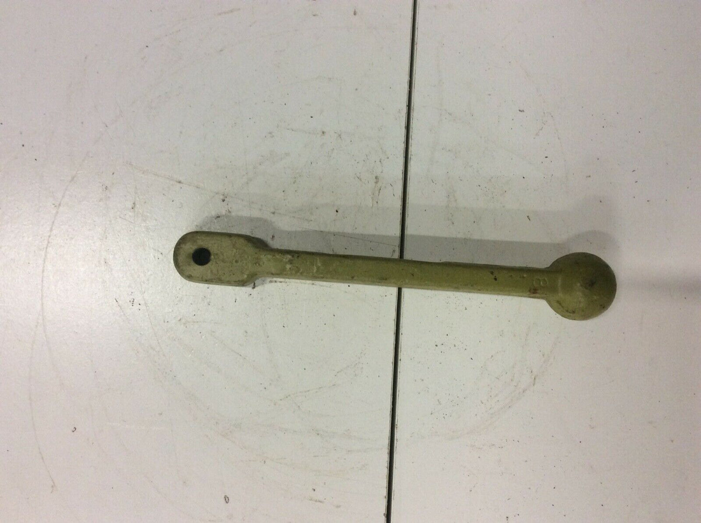 T13858 John Deere NOS 3 Point Hitch Crank Handle For 2010, 2510, 3010, 3020, 4010, 4020