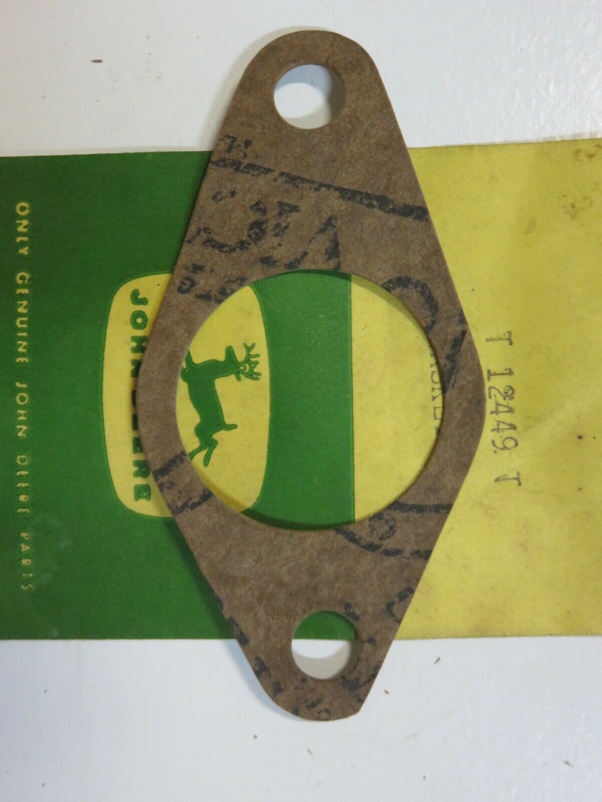 T12449 John Deere NOS PTO Shifter Lever Support Gasket For 2010