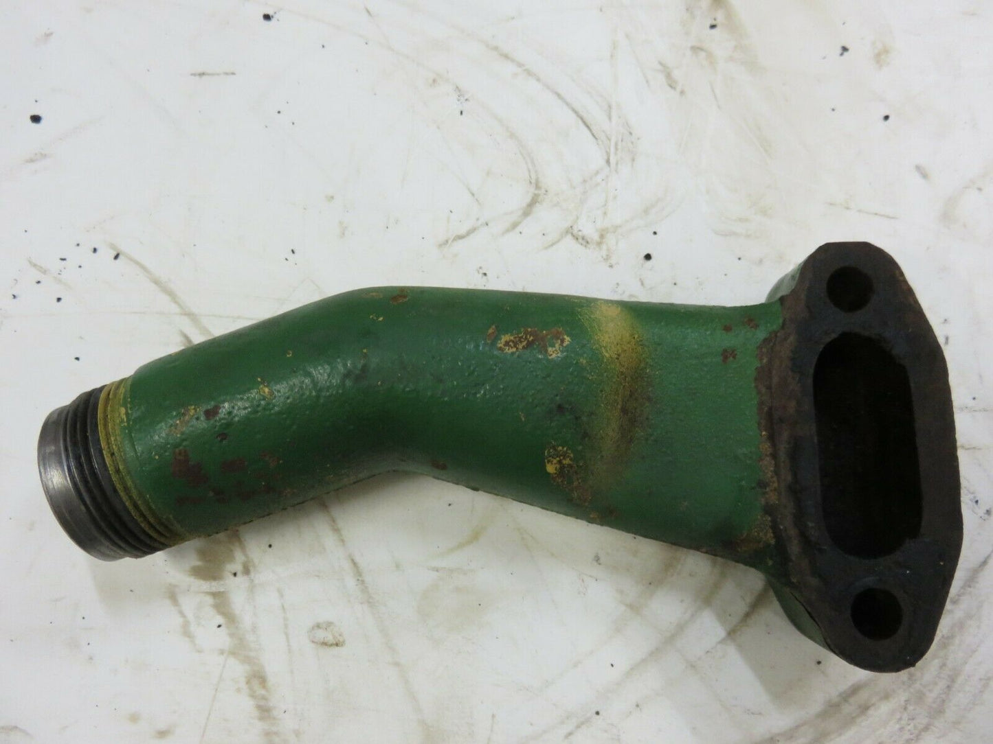 T24192 John Deere Oil Fill Neck For 4050, 4250, 4450