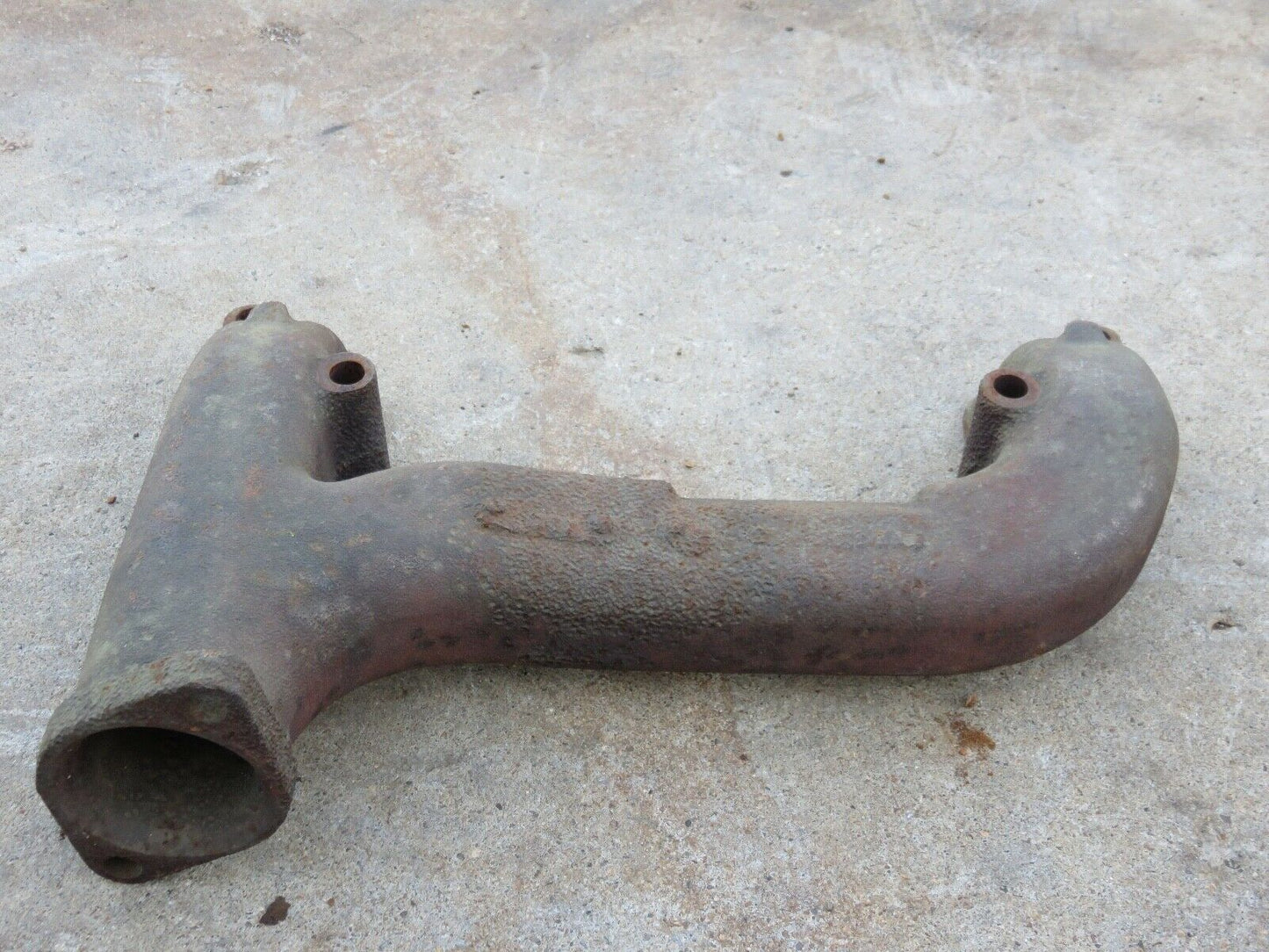 F1763R John Deere Exhaust Manifold For Diesel 70, 720, 730