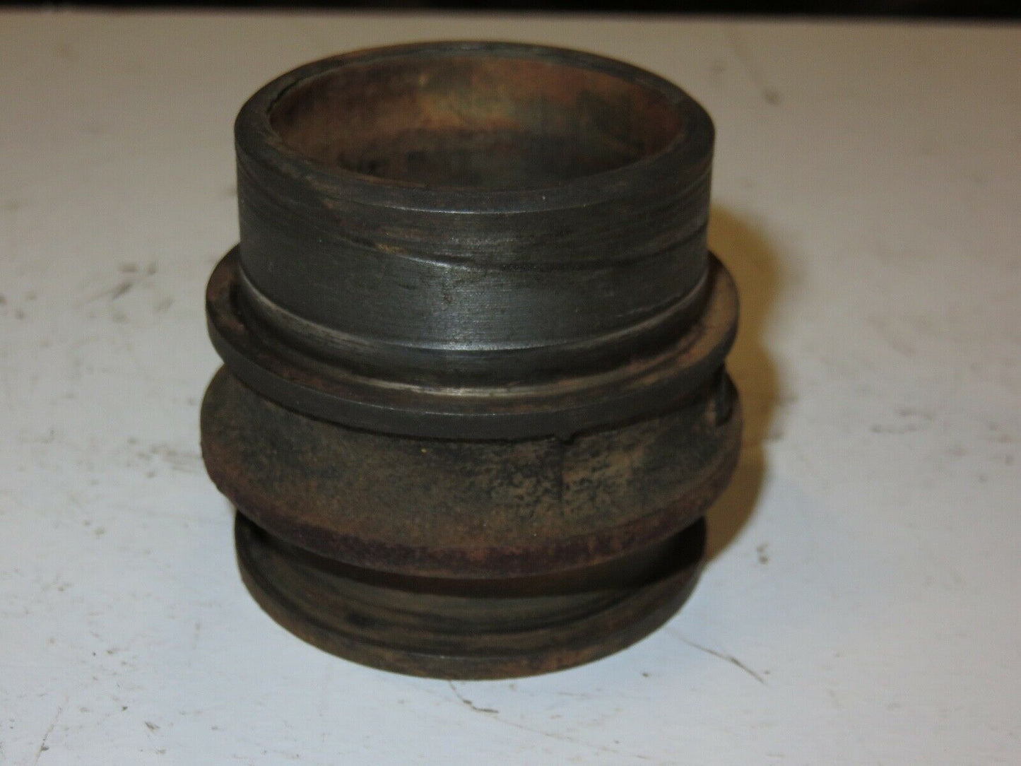 AL4145T, L4145T John Deere Clutch Throw Out Bearing Carrier For L, LA, LI