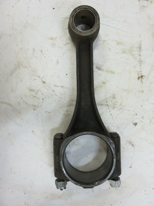 AM1782T, M1691T John Deere Connecting Rod For 40, 320, 330, 420, 430, 440