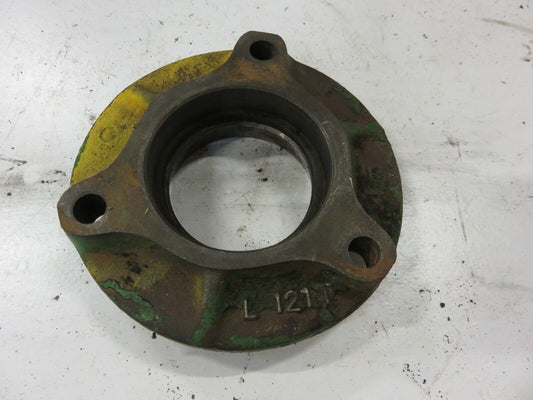 L121T, AL20293T John Deere Clutch Shaft Rear Bearing Retainer For L, LA, LI