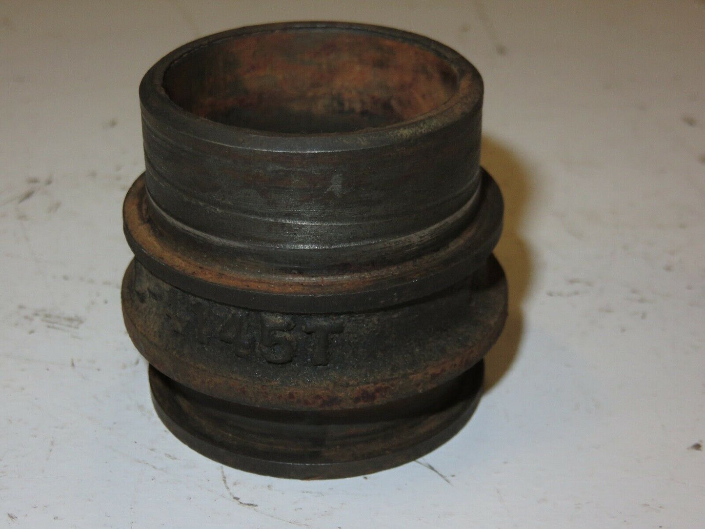 AL4145T, L4145T John Deere Clutch Throw Out Bearing Carrier For L, LA, LI