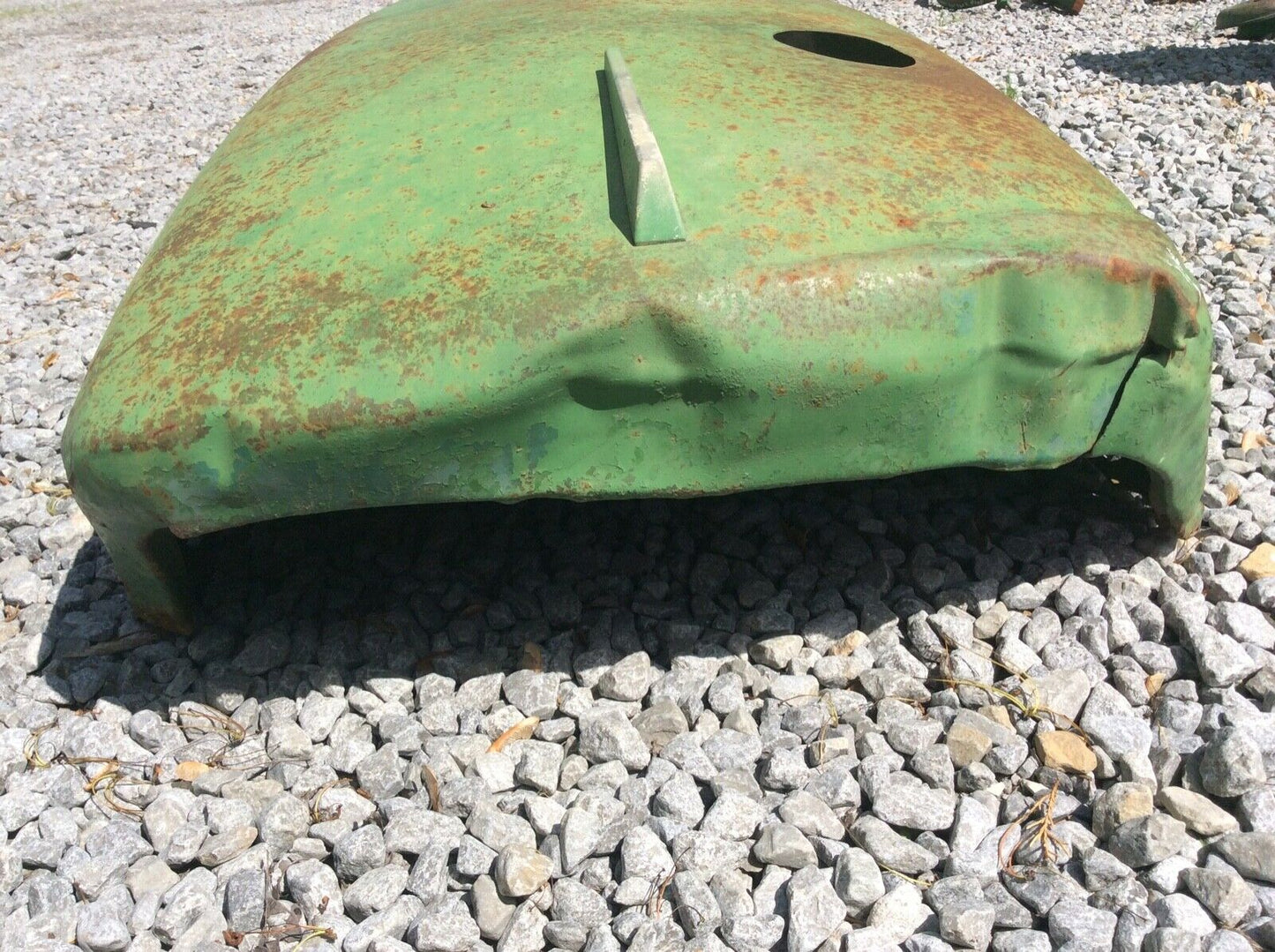 AR41148 John Deere Hood For 3010, 3020