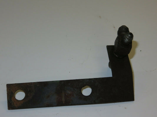 R34486 John Deere Oil Line Bracket With Fitting For Utility And Orchard 3010, 3020